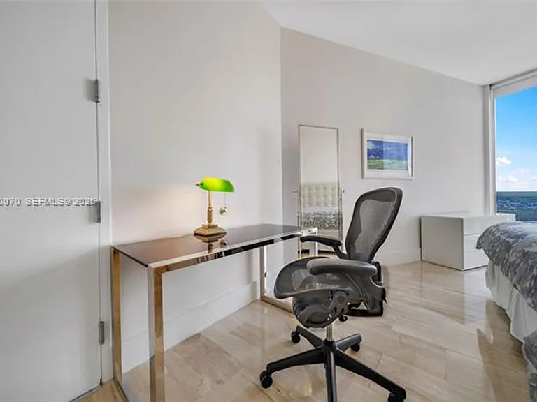 16001 Collins Ave #2305 — Photo 19