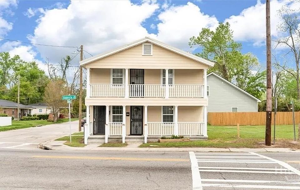 1st image of 1514 Augusta Avenue