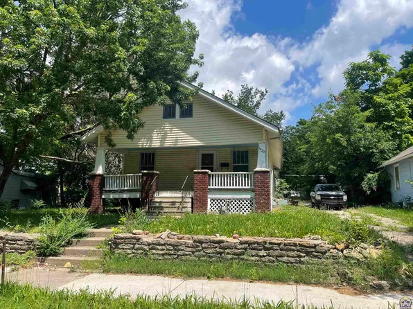 1022 SW Boswell Ave, Topeka, KS 66604