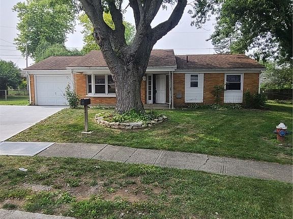 3rd image of 403 Swank Ct