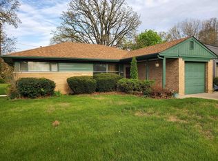 1515 Rebecca Dr, Rockford, IL 61107