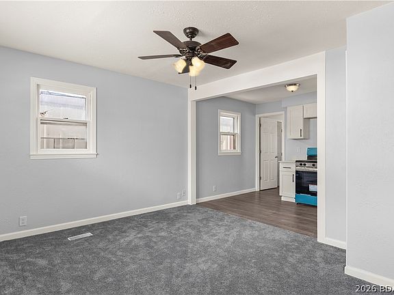 5th image of 424 W 7th St