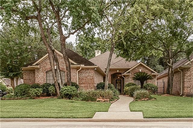 1st image of 3103 Meadow Oak Dr