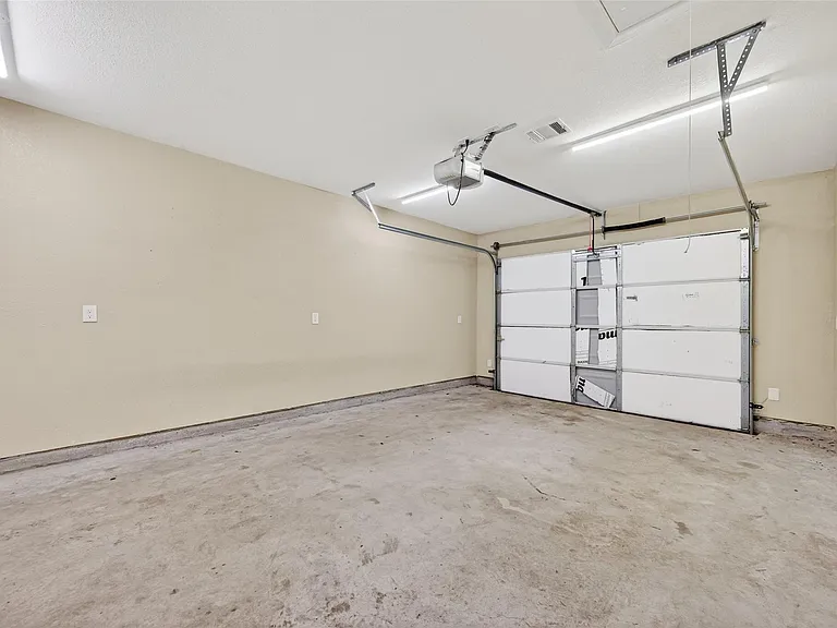 1708 Sycamore Ave — Photo 28