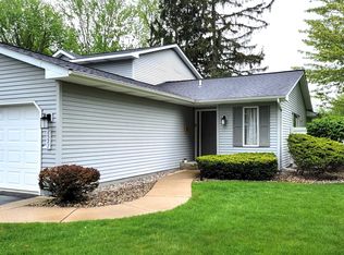 1527 Pheasant Ridge Dr, Midland, MI 48640