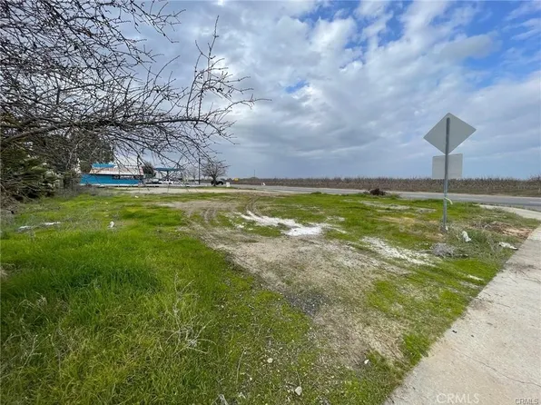 9095 State Highway 140 #99, Planada, CA 95365