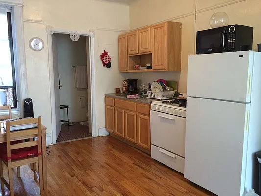 Rented by Nooklyn NYC LLC | media 13