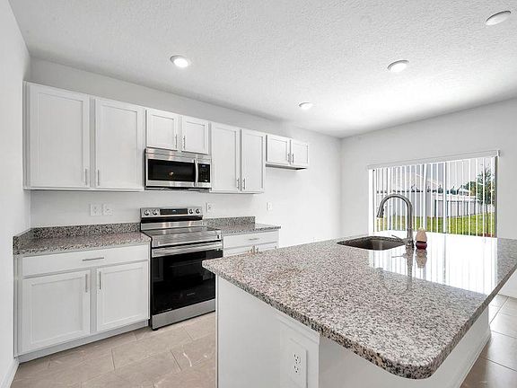 5th image of 6459 NW Frenze St