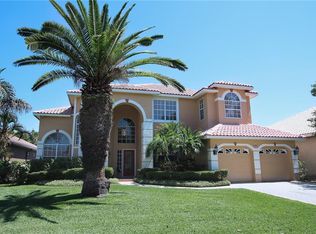 1121 Darlington Oak Dr NE, Saint Petersburg, FL 33703