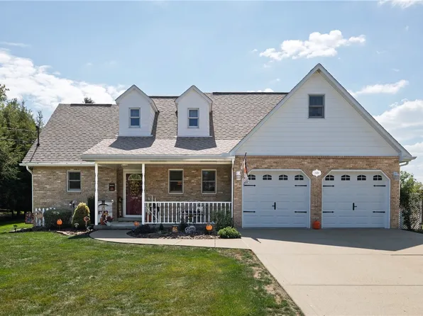 249 Walnut St, Houston, PA 15342