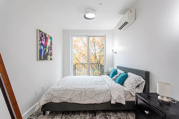 Rented by Pinn Realty | media 40