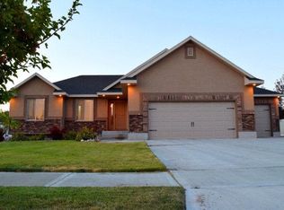 671 Bradford Ln, Idaho Falls, ID 83404