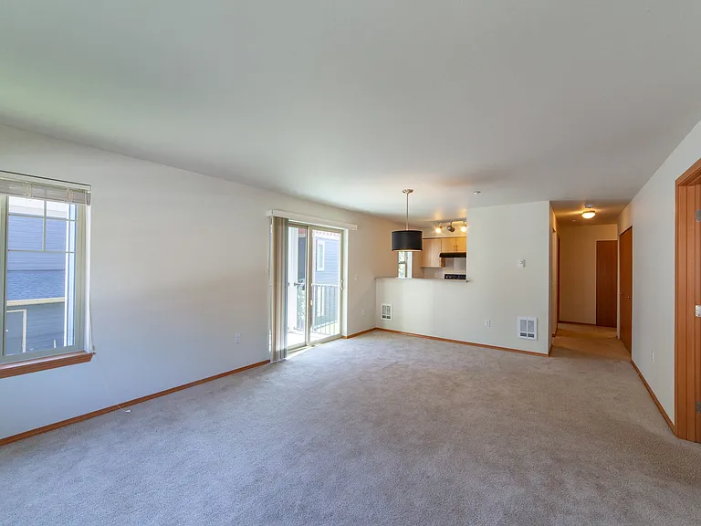 Renwood Apartment Homes — Photo 22
