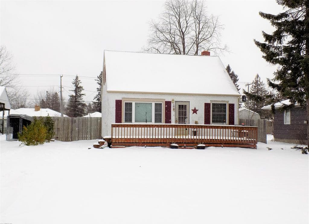 408 1st Ave NE, Baudette, MN 56623 Zillow