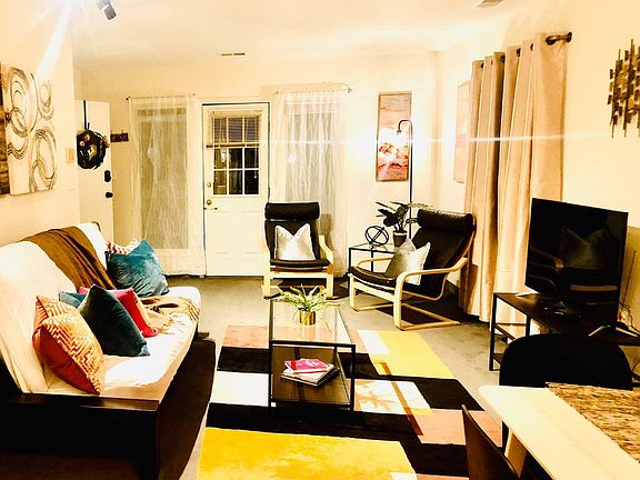 Living/Dining Room