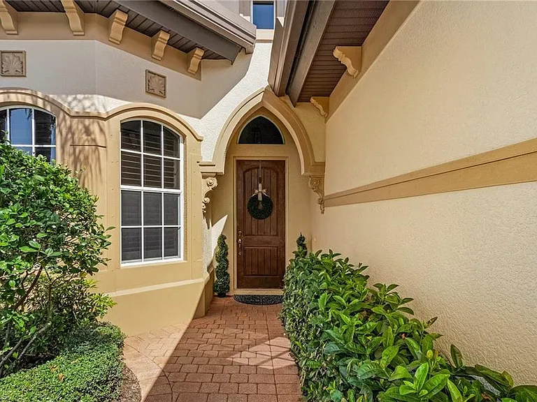 12595 Grandezza Cir — Photo 23