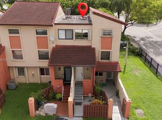Windsong Lakes, Miami, FL 33172