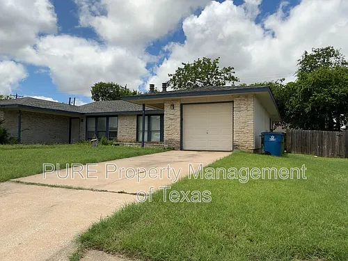 604 Country Aire Dr #B Photo 1 604 Country Aire Dr #B Photo 1