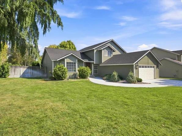 2738 Willowbrook Ave, Richland, WA 99352