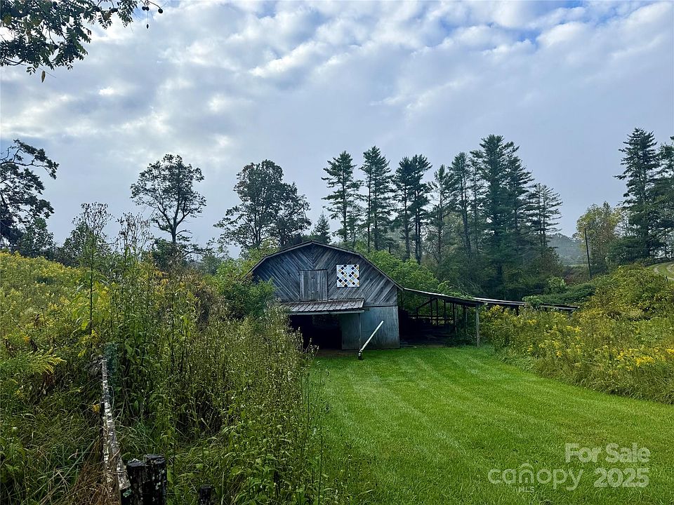 2nd image of 725 Ridge Rd