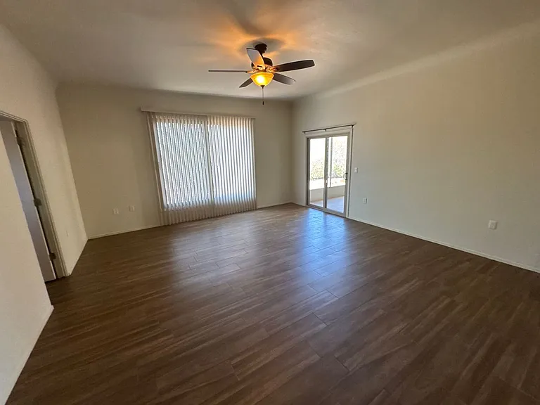 9731 E Kleindale Rd — Photo 11