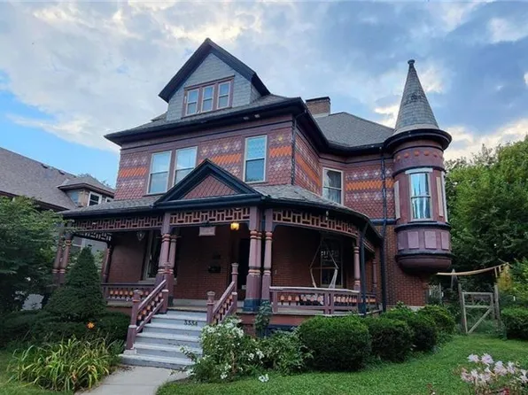 3334 Harrison St, Kansas City, MO 64109