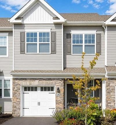 2nd image of 25 Chapel Ln