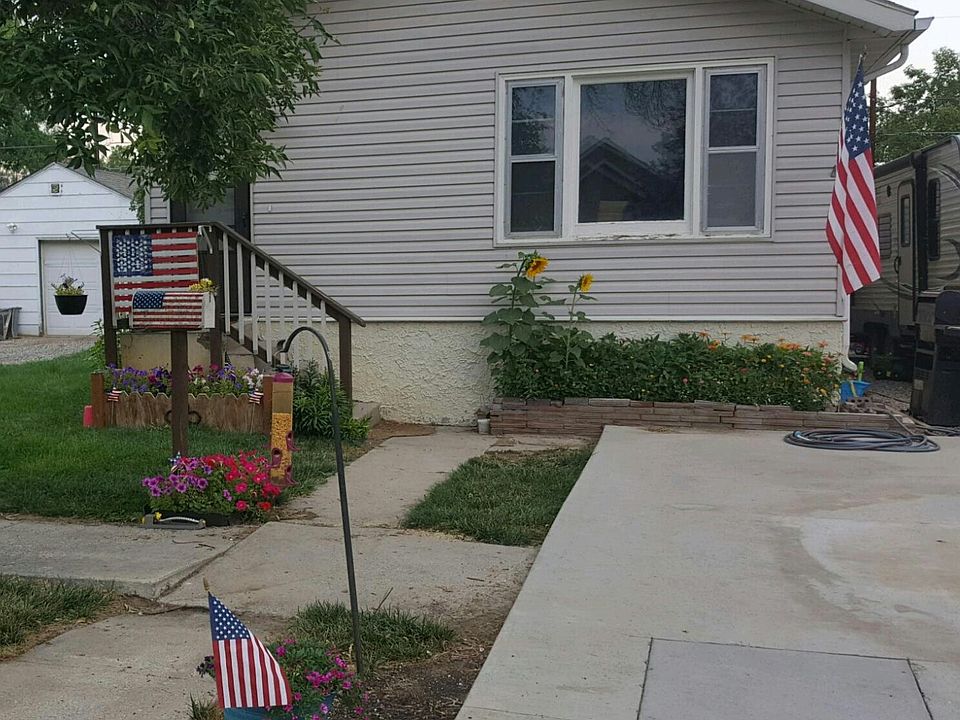1st image of 316 5th Ave S