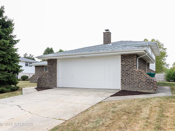 2nd image of 14028 Clearview Dr