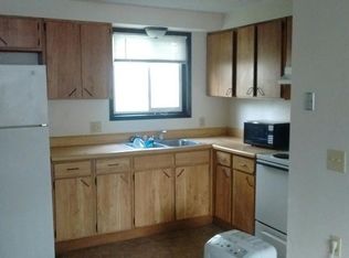 3180 9th St APT 2, Marion, IA 52302
