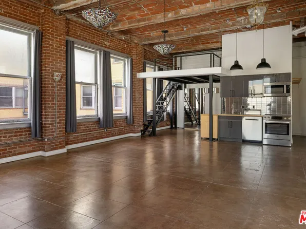 215 W 7th St APT 1302, Los Angeles, CA 90014