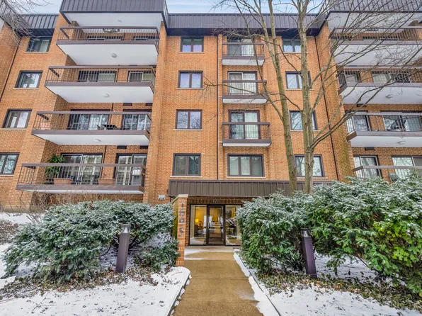 1695 2nd St APT 501, Highland Park, IL 60035