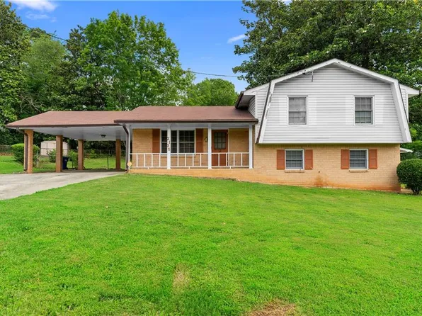 2135 Knighton Dr, Atlanta, GA 30349