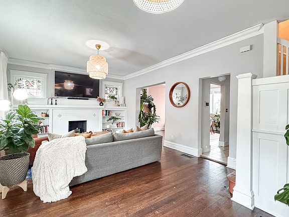 5th image of 5928 Degiverville Ave