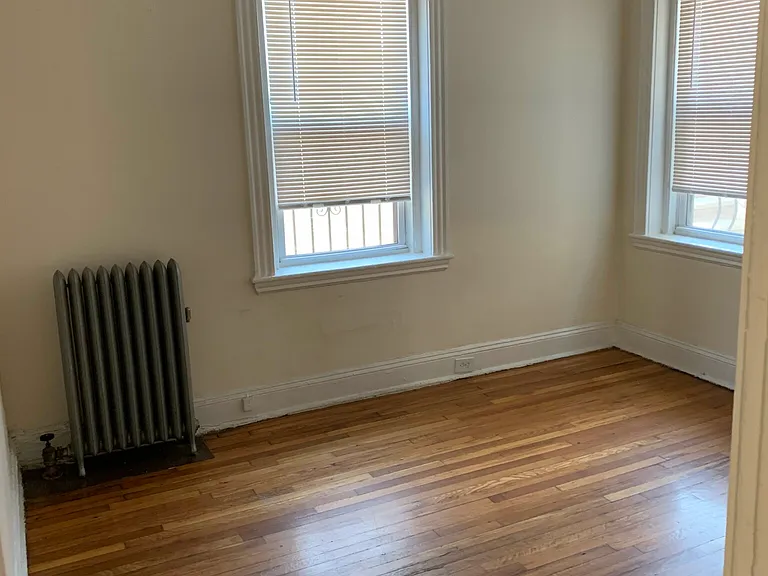 360 Riverway St #6 — Photo 5