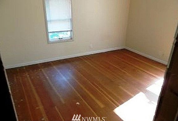 5th image of 706 S Josephine Street