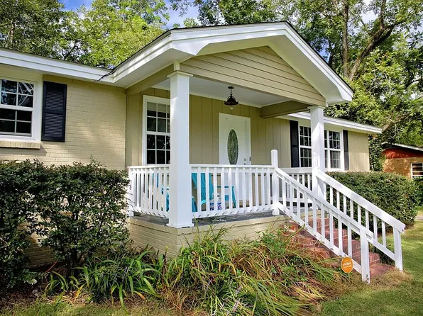 209 Cindy Dr, Thomasville, GA 31792