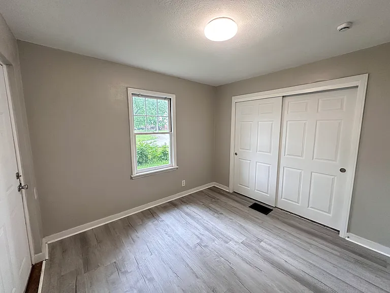 4141 Elliot Ave — Photo 13