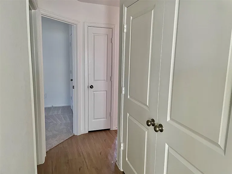 221 Crystal Bay Ln — Photo 12