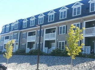 62 Lincoln St, Essex Junction, VT 05452