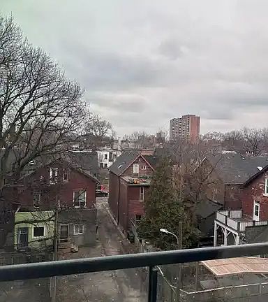 4th image of 57 Brock Ave #417