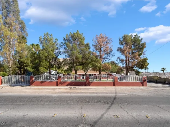 724 N Fogg St, Las Vegas, NV 89110