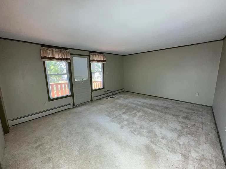 34 Hampton Ct — Photo 21
