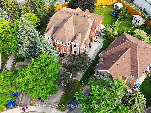 4th image of 83 Clover Bloom Rd
