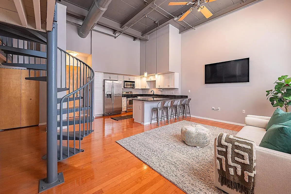 2 bed, 1145 sqft, $2,495 — Photo 4