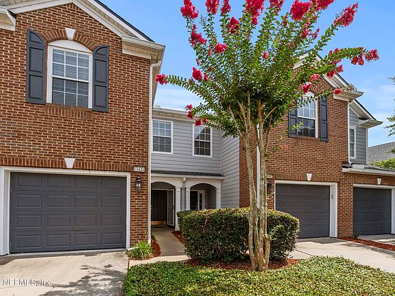 2nd image of 13444 STONE POND Drive