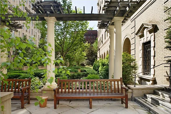 Rented by Corcoran | media 8