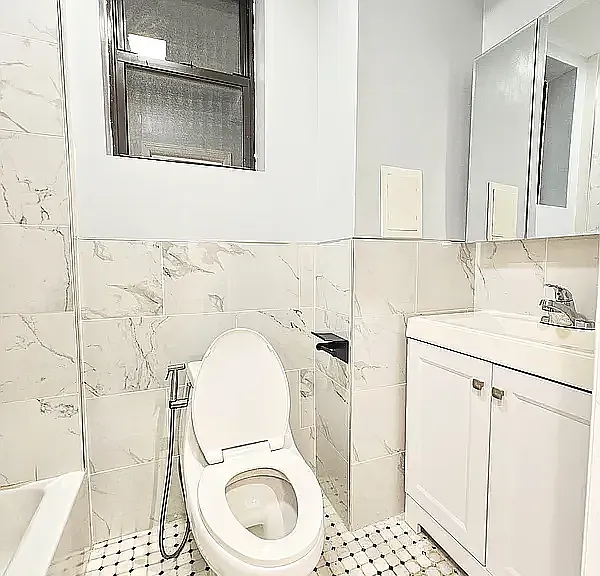 173 3rd Ave #5C — Photo 10