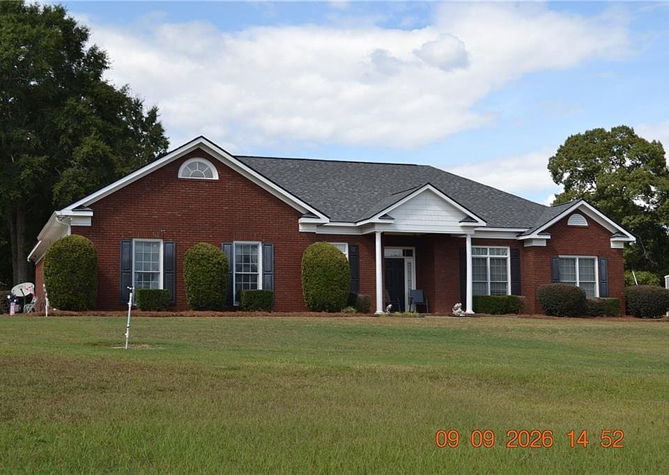 1st image of 90 Freeman Rd