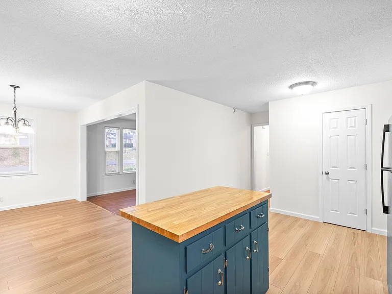 2522 Timberwood Dr — Photo 13